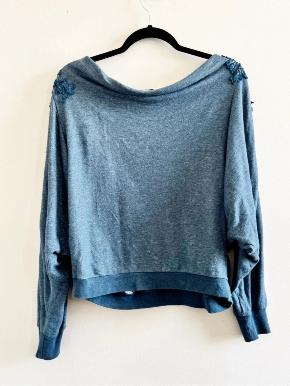 ANTHROPOLOGIE Lace Applique Blue Crewneck Sweater Meadow Rue Lightweight